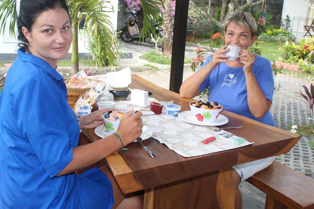 Summer Homestay Bali Nusa Dua  Buitenkant foto